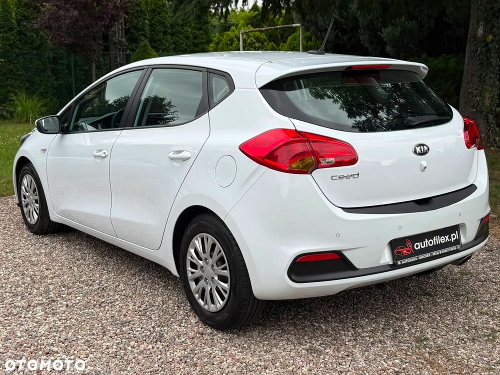 Kia Ceed - 6
