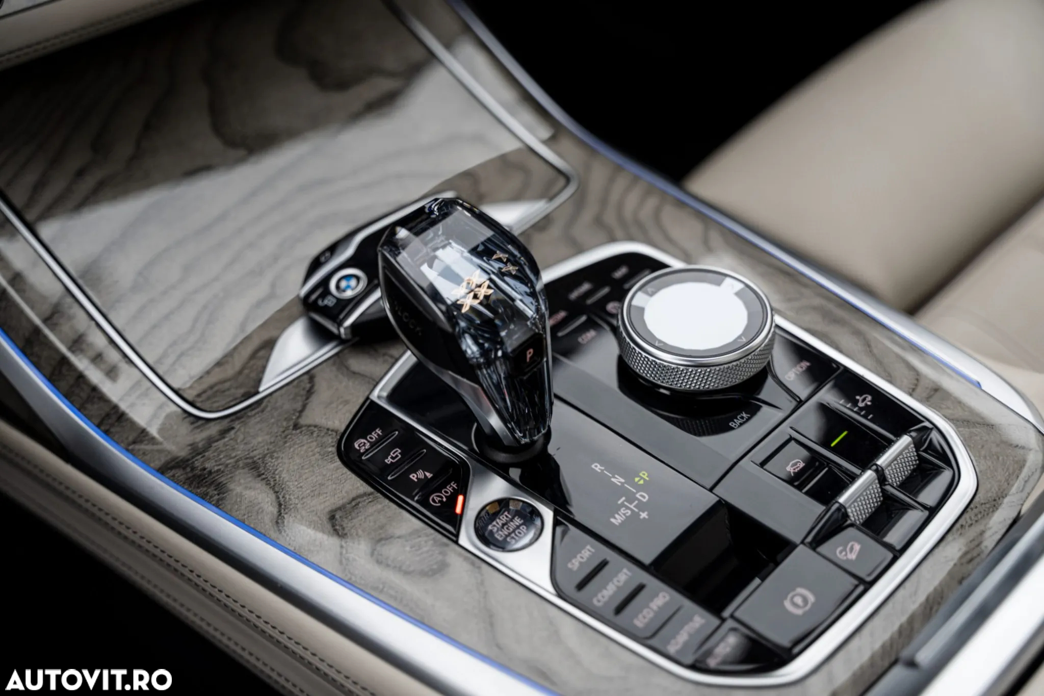BMW X7 xDrive30d - 28