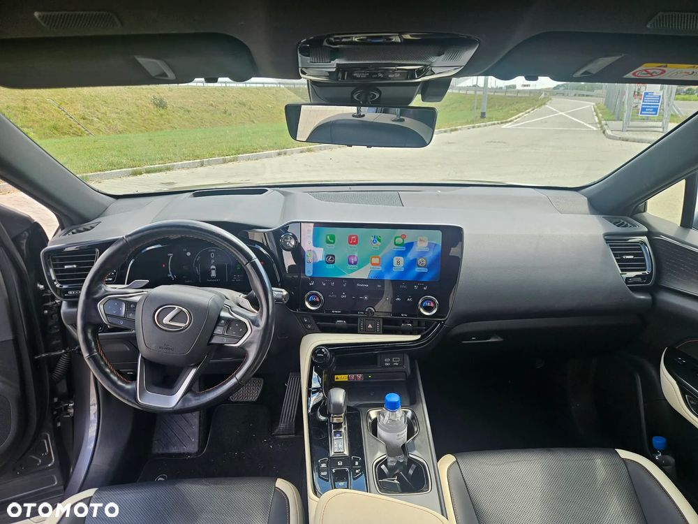 Lexus NX 450h+ Omotenashi AWD - 4