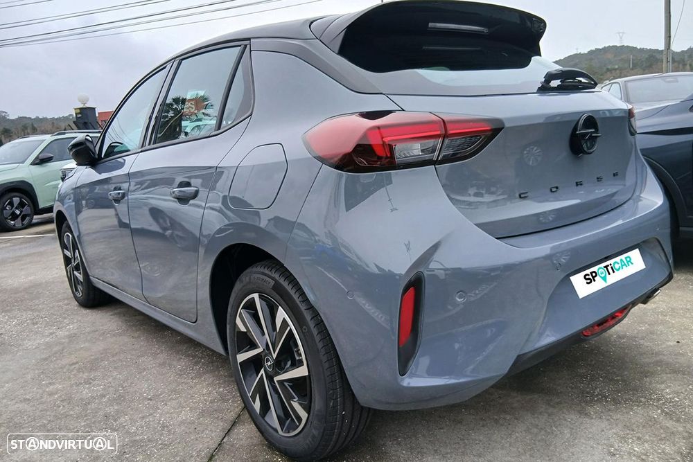 Opel Corsa 1.2 T GS - 3