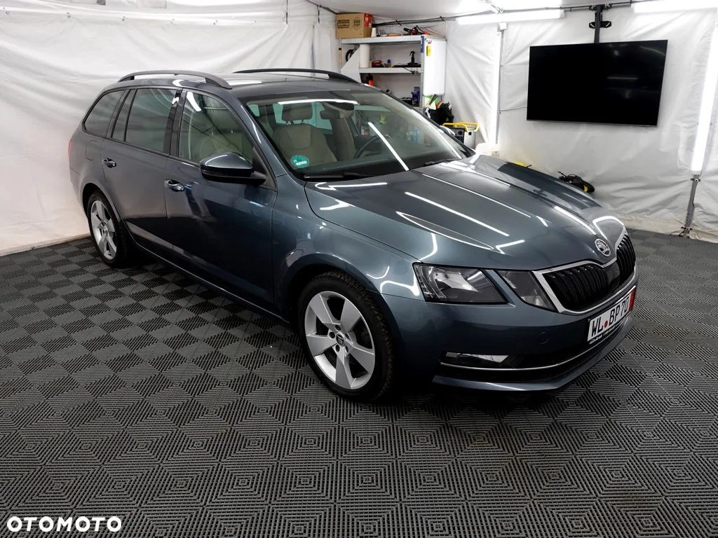 Skoda Octavia 2.0 TDI Elegance DSG - 3