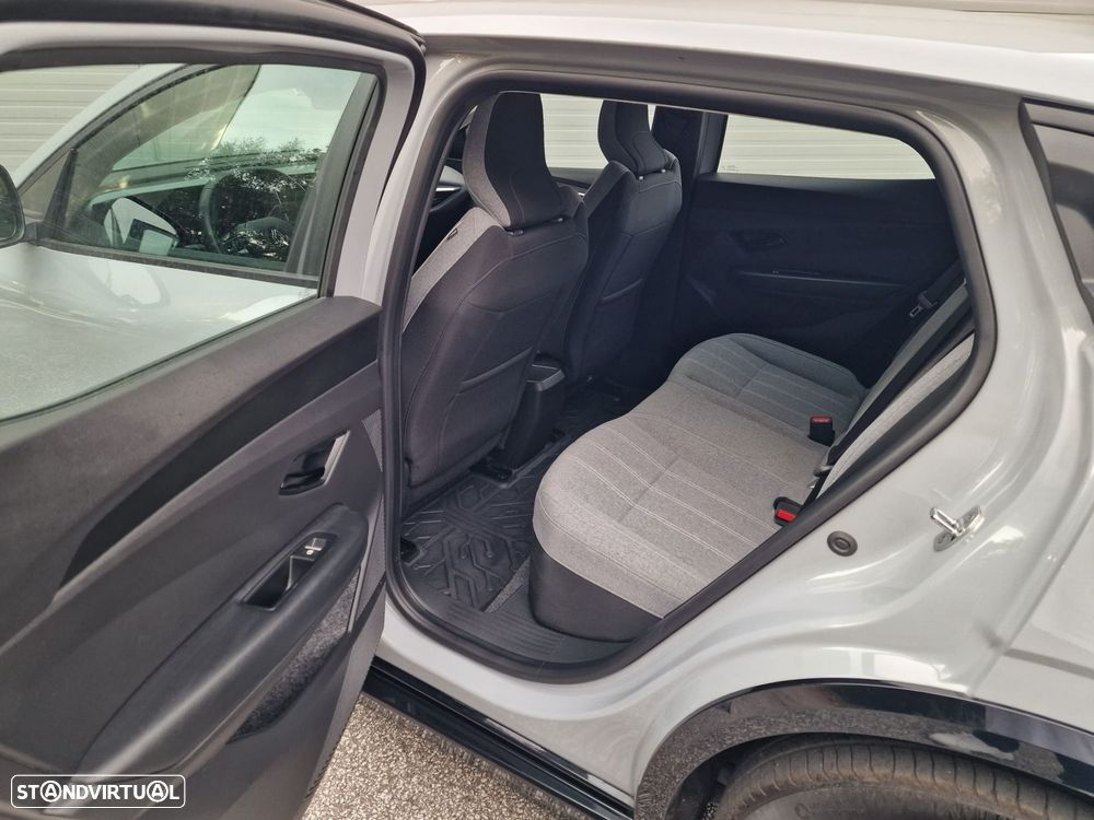Renault Mégane E-Tech - 10