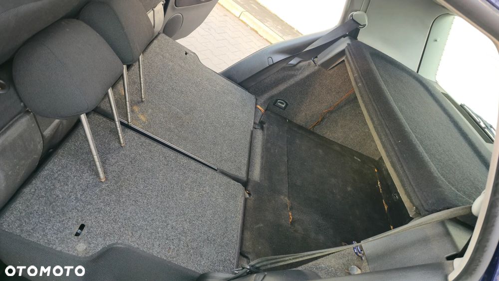Volkswagen Golf 1.6 Basis - 19