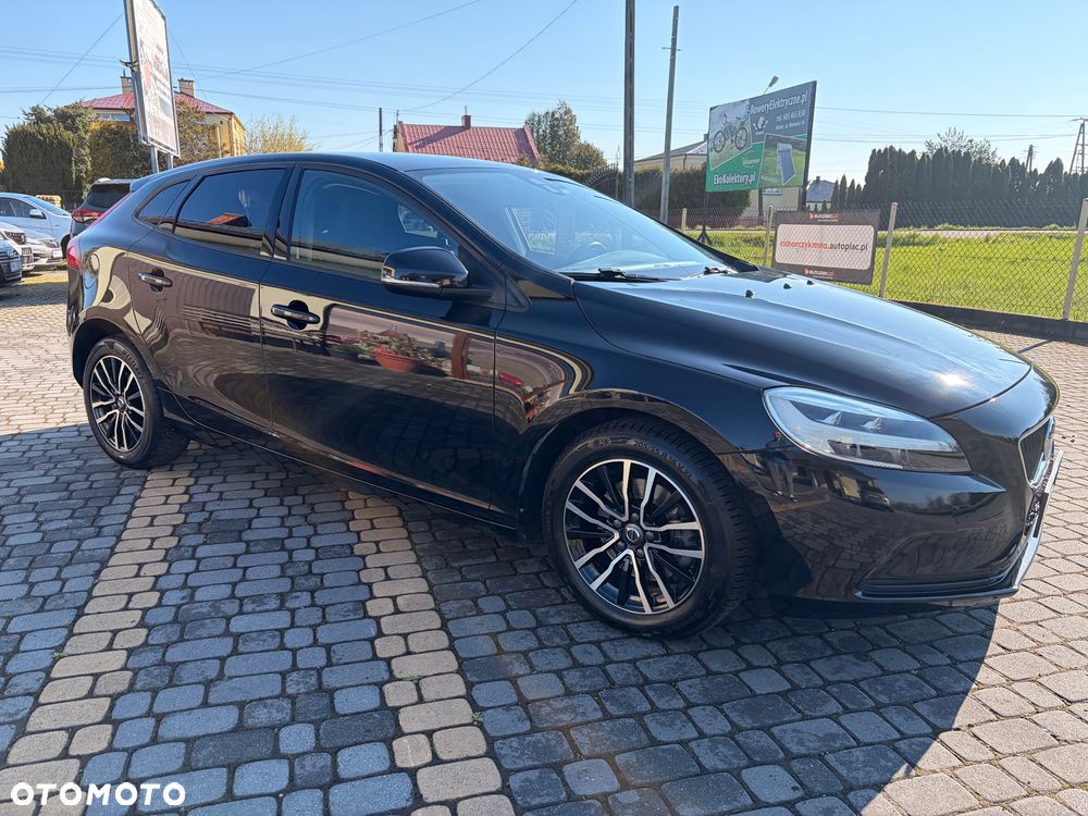 Volvo V40 T2 RDesign - 4