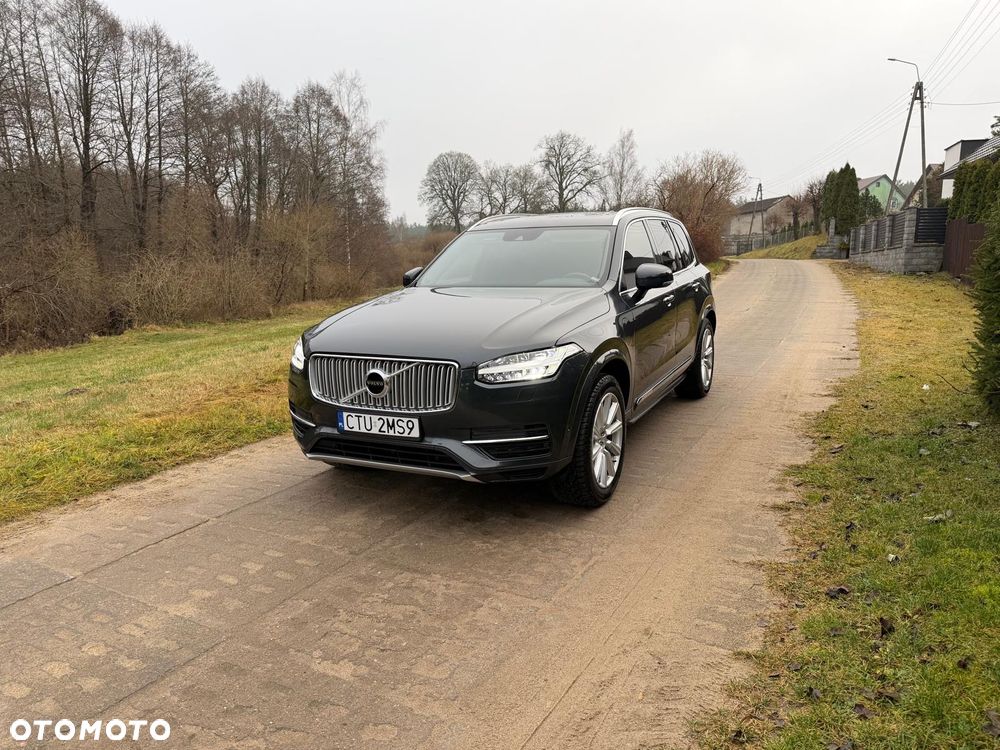 Volvo XC 90 - 2
