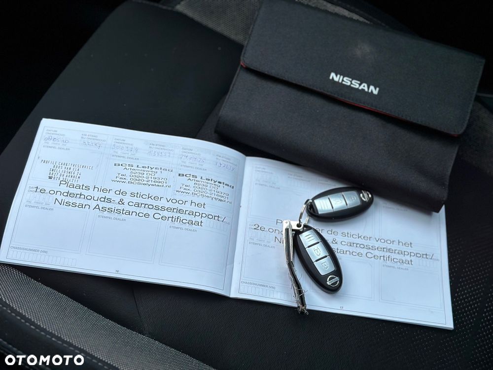 Nissan Qashqai 1.2 DIG-T N-Connecta EU6 - 33