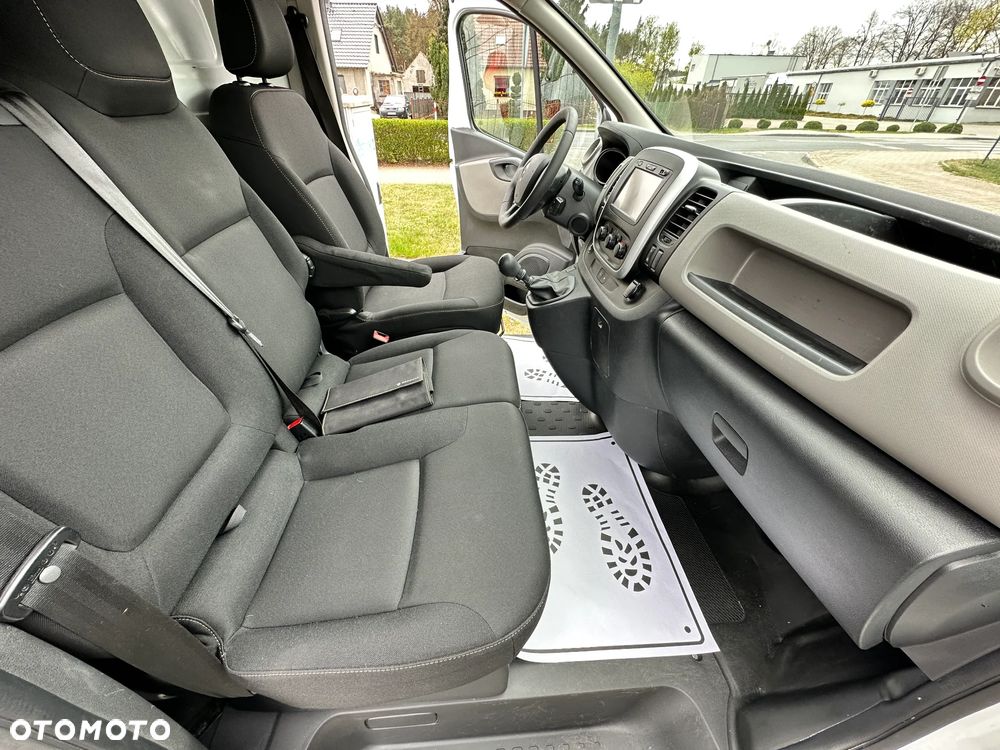 Renault Trafic - 22