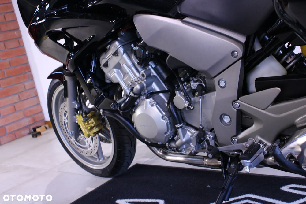 Honda CBF - 27