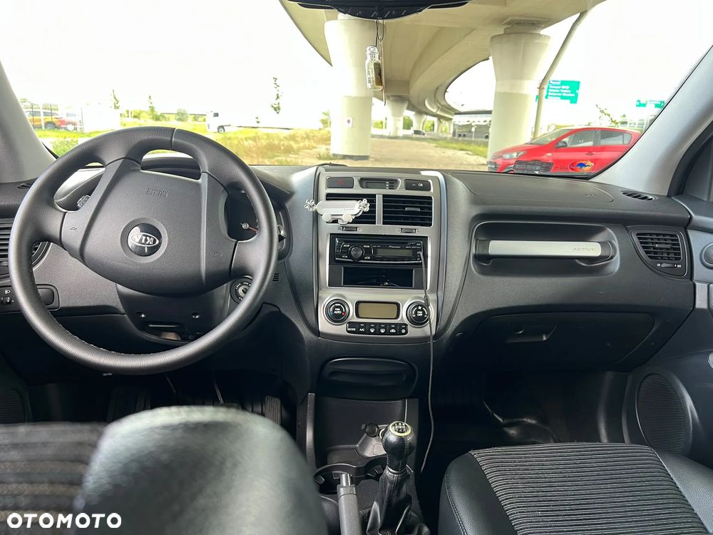 Kia Sportage 2.0 Expedition - 18