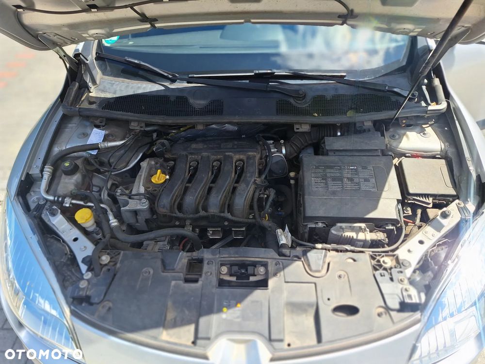 Renault Megane 1.6 16V Expression - 14