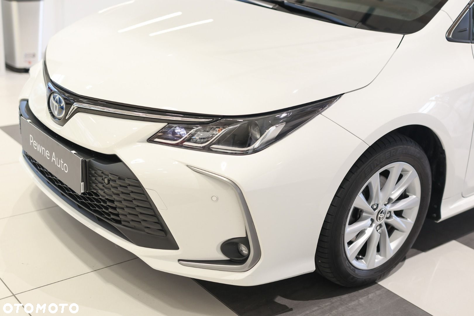 Toyota Corolla - 28