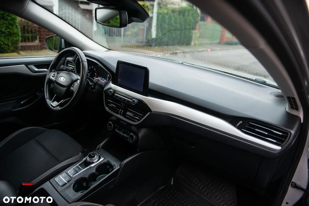 Ford Focus 1.5 EcoBlue Start-Stopp-System TITANIUM - 27