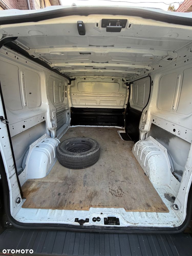 Renault Trafic - 11