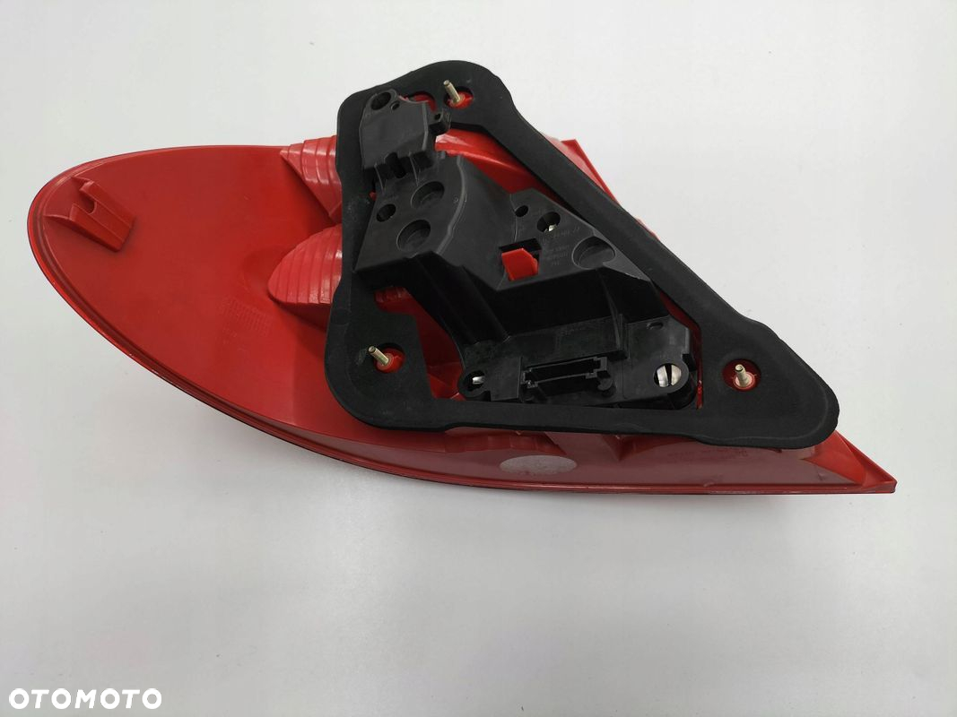 LAMPA PRAWY TYŁ PRAWA TYLNA MERCEDES CLK W209 A2098201664 - 6
