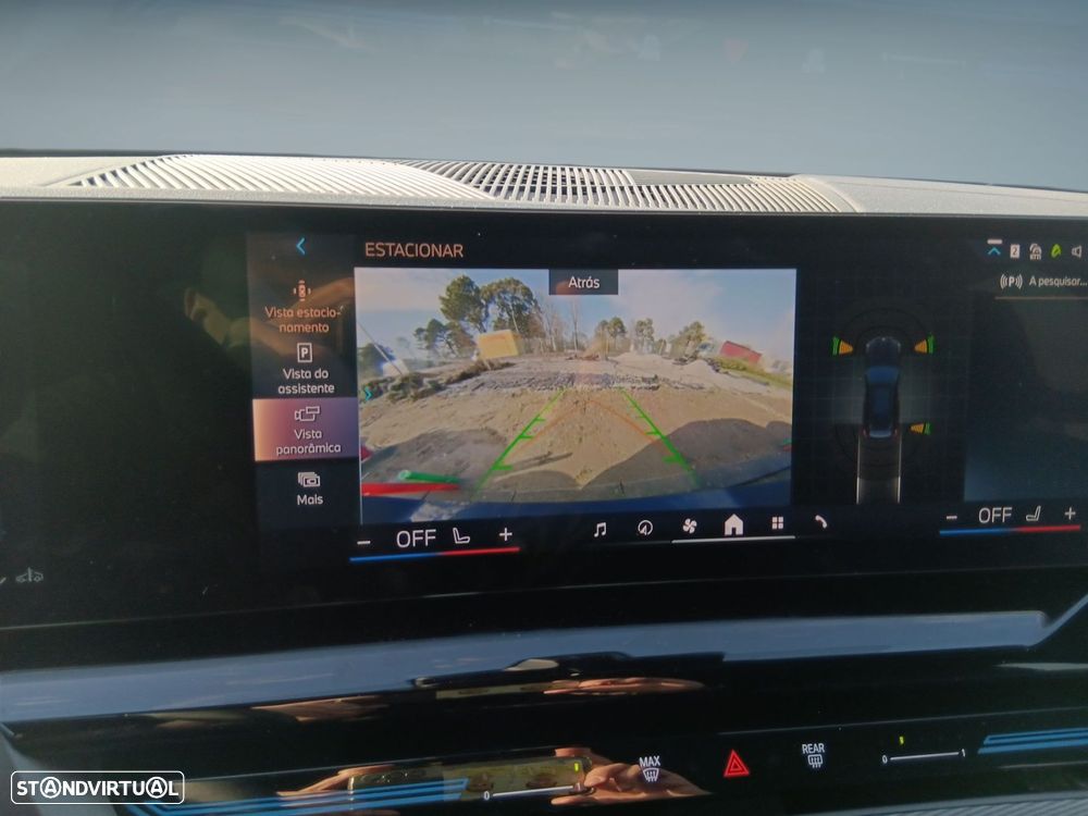 BMW 520 d Pack Desportivo M Pro - 29