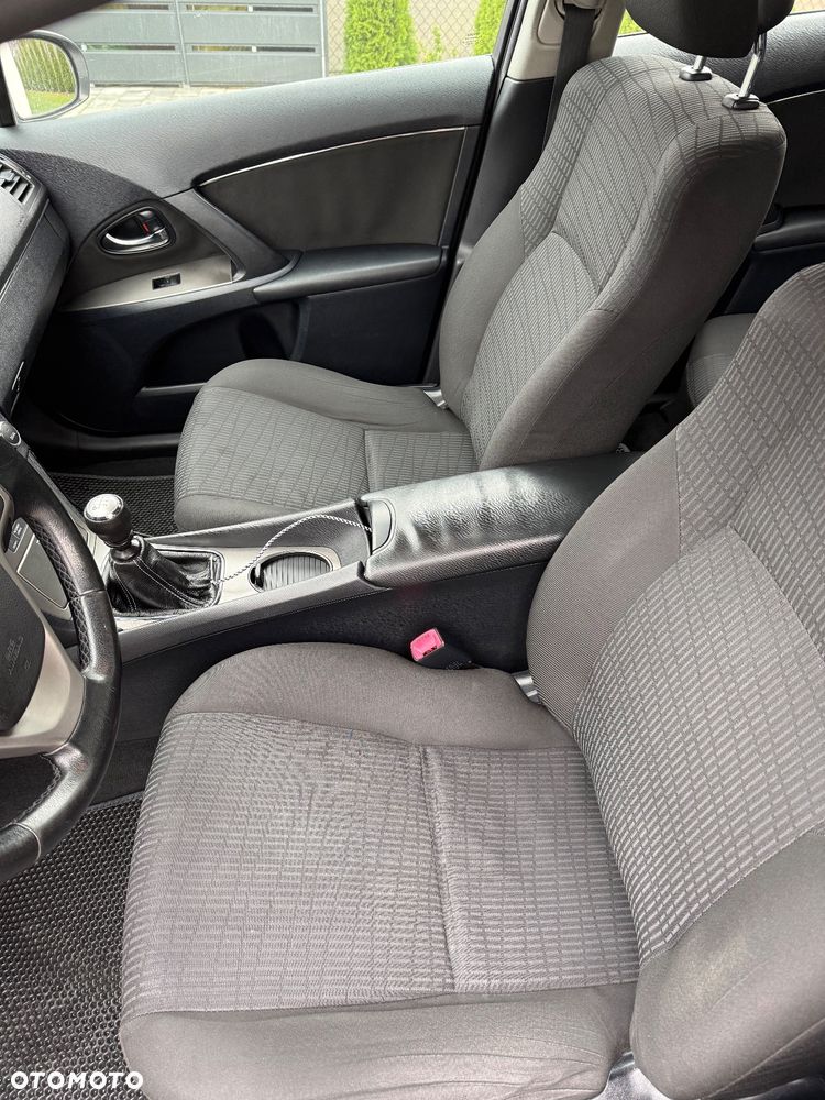 Toyota Avensis 2.0 D-4D Sol plus - 12