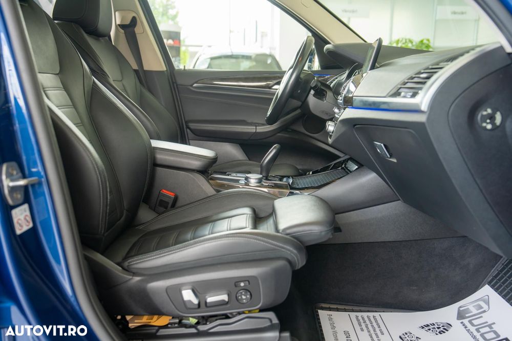 BMW X3 xDrive20d AT Advantage - 18