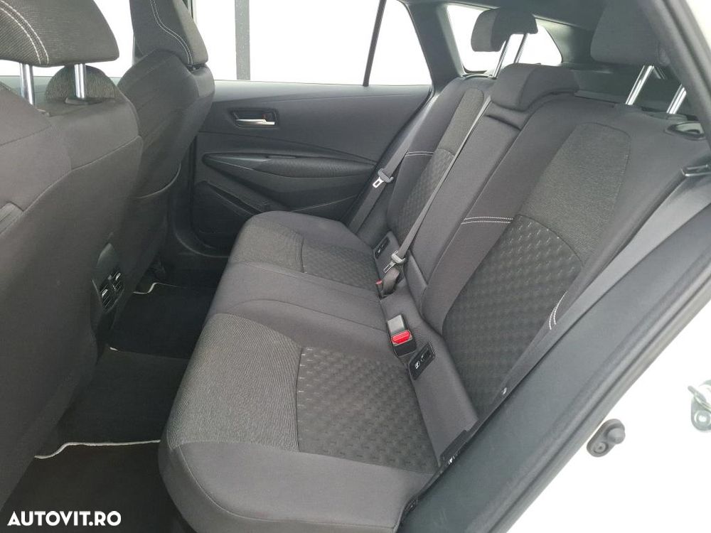 Toyota Corolla 1.8 Business Edition - 8