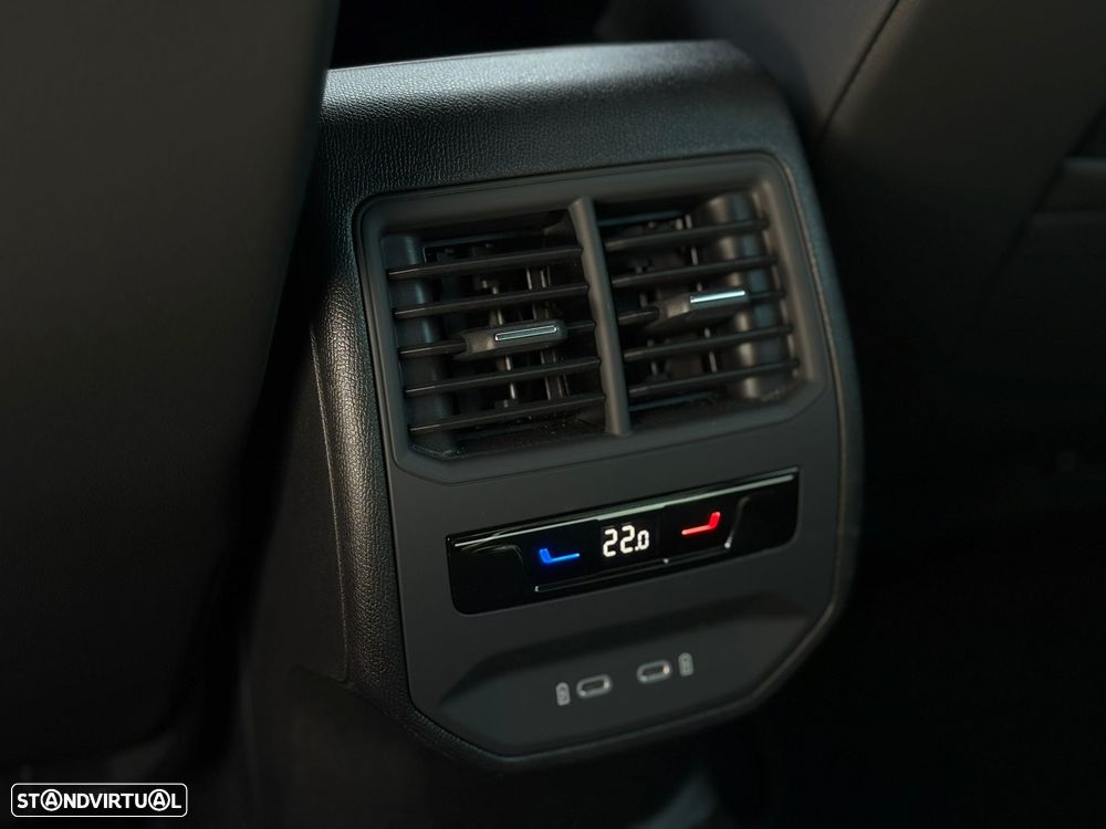 Cupra Formentor 1.4 e-Hybrid DSG VZ - 13