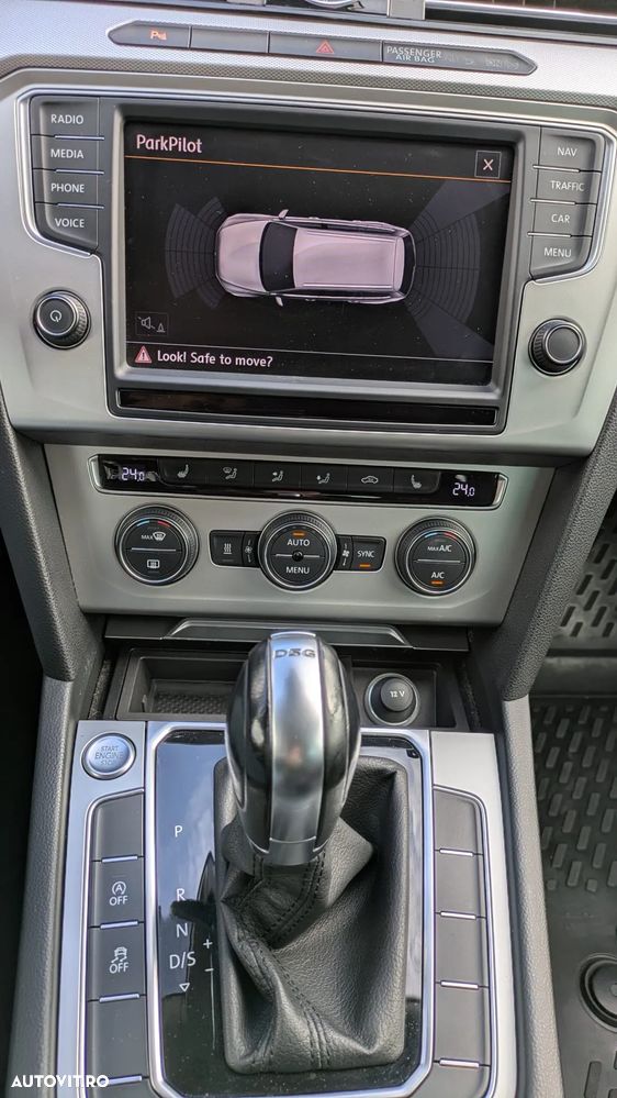 Volkswagen Passat Variant 2.0 TDI DSG Comfortline - 29