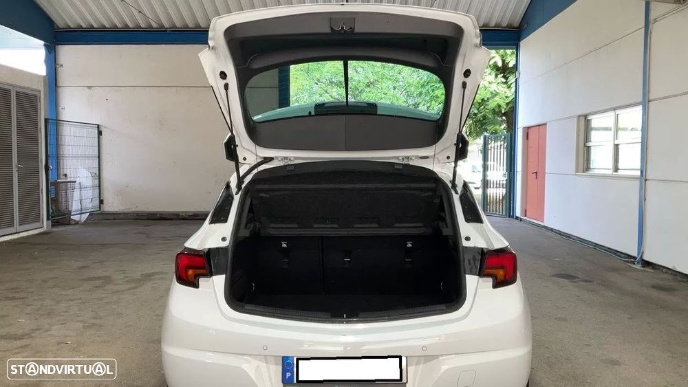 Opel Astra 1.5 D GS Line S/S - 18