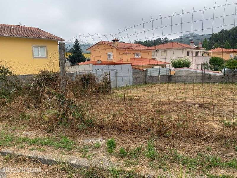 Terreno para construção com projeto pronto a ser submetido na câmara - Grande imagem: 2/5