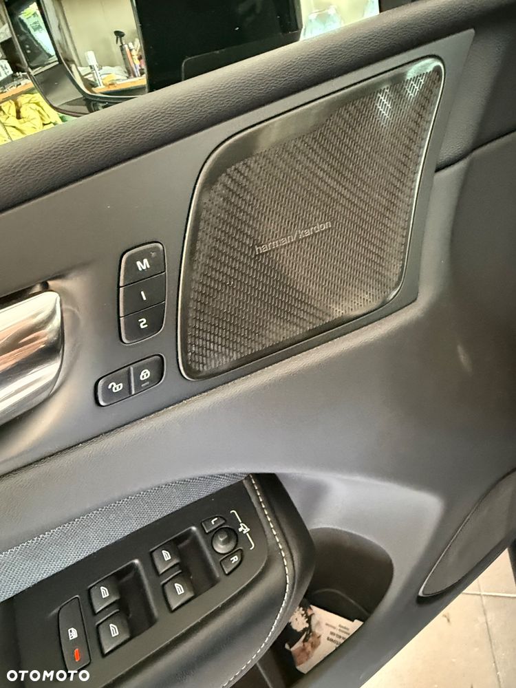 Volvo XC 60 B4 D Geartronic RDesign - 28