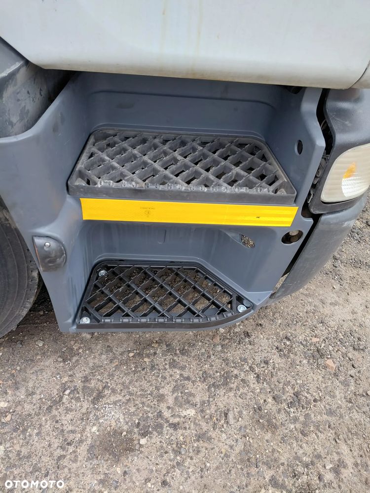 Próg stopień Renault  Premium Prawy Lewy - 1