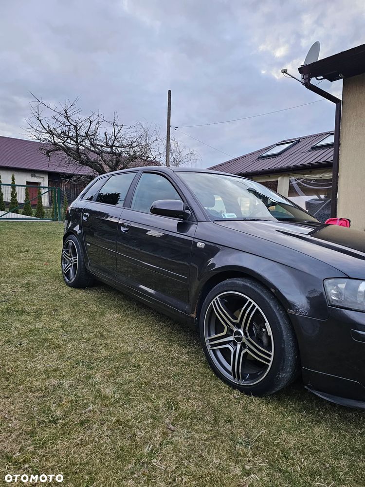 Audi A3 Sportback 2.0 TDI DSG S line Sportpaket plus - 5