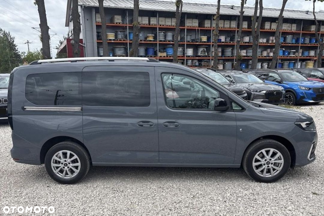 Ford Tourneo Connect Grand - 5