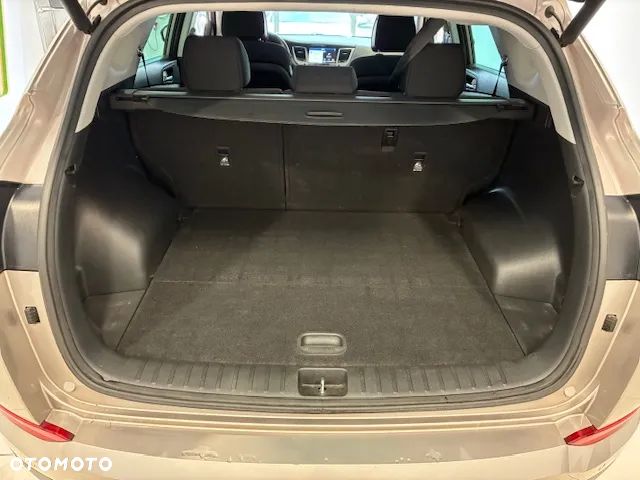 Hyundai Tucson 1.6 T-GDI Style 4WD DCT - 13