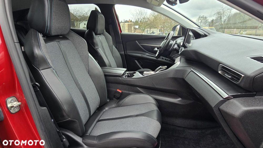 Peugeot 3008 225 e-EAT8 Allure - 8