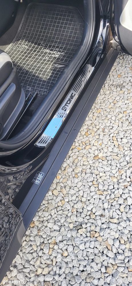 Kia Stonic 1.2 L Business Line - 35