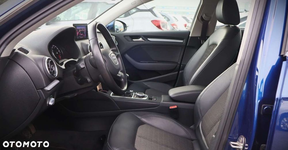 Audi A3 Sportback - 11