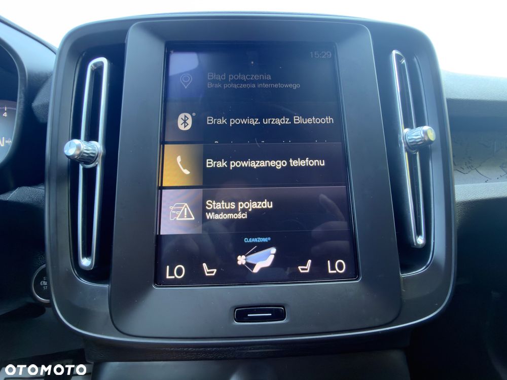 Volvo XC 40 T3 Momentum Pro - 34