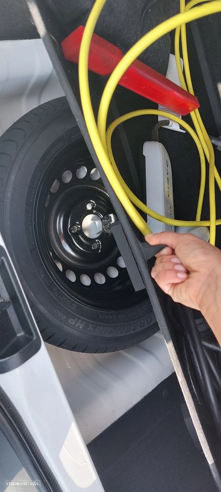 Dacia Spring Comfort Plus - 12