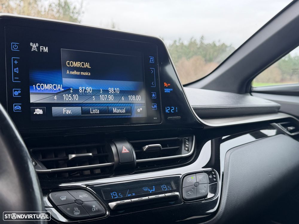 Toyota C-HR 1.8 Hybrid Square Collection - 52