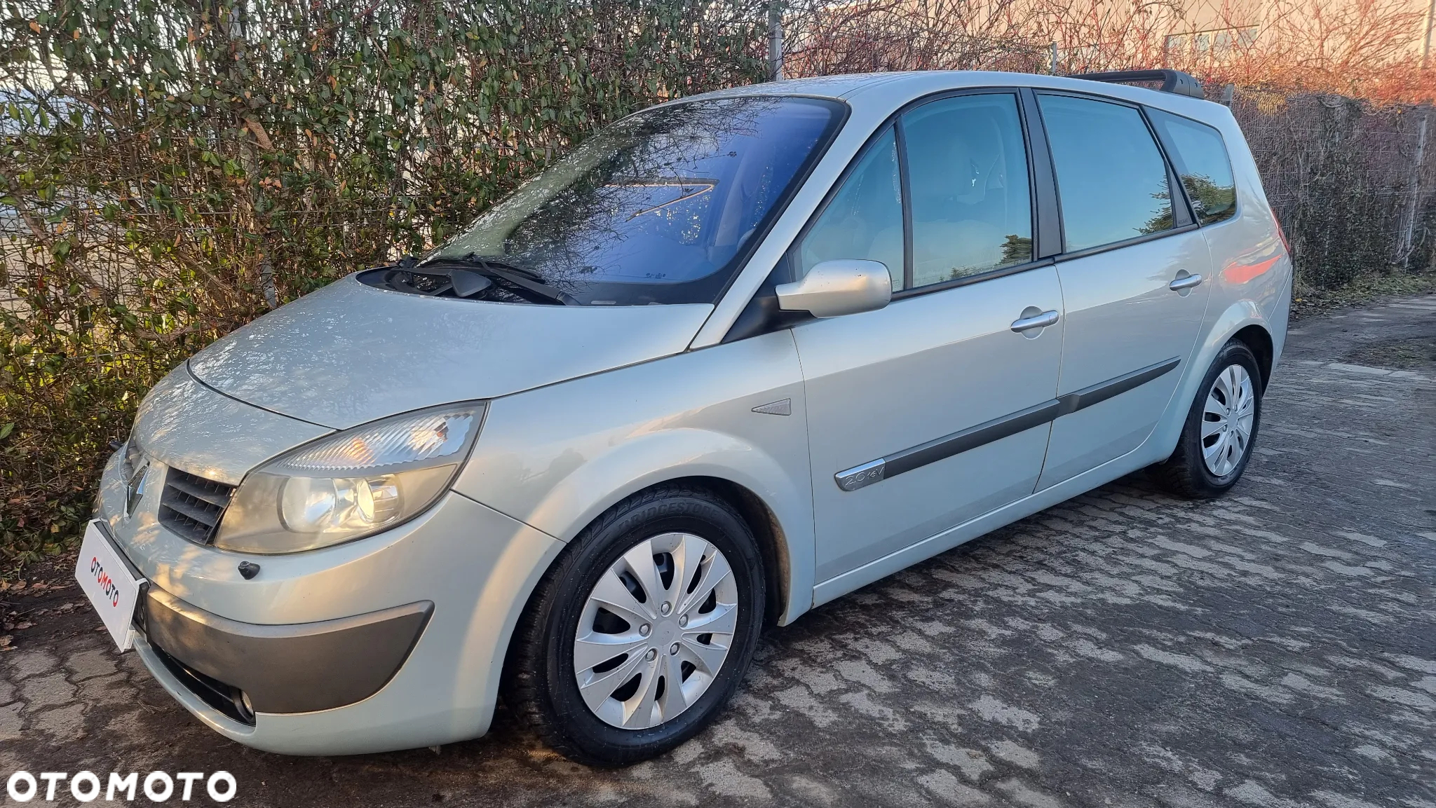 Renault Scenic - 2