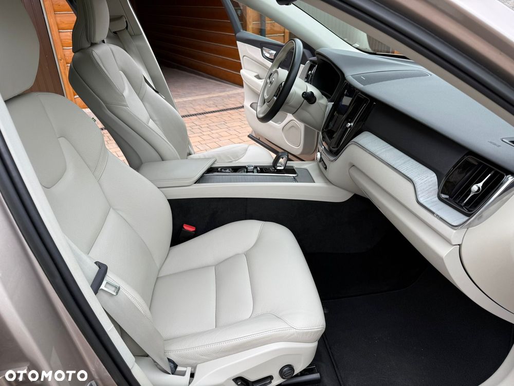 Volvo XC 60 B5 B Inscription - 9