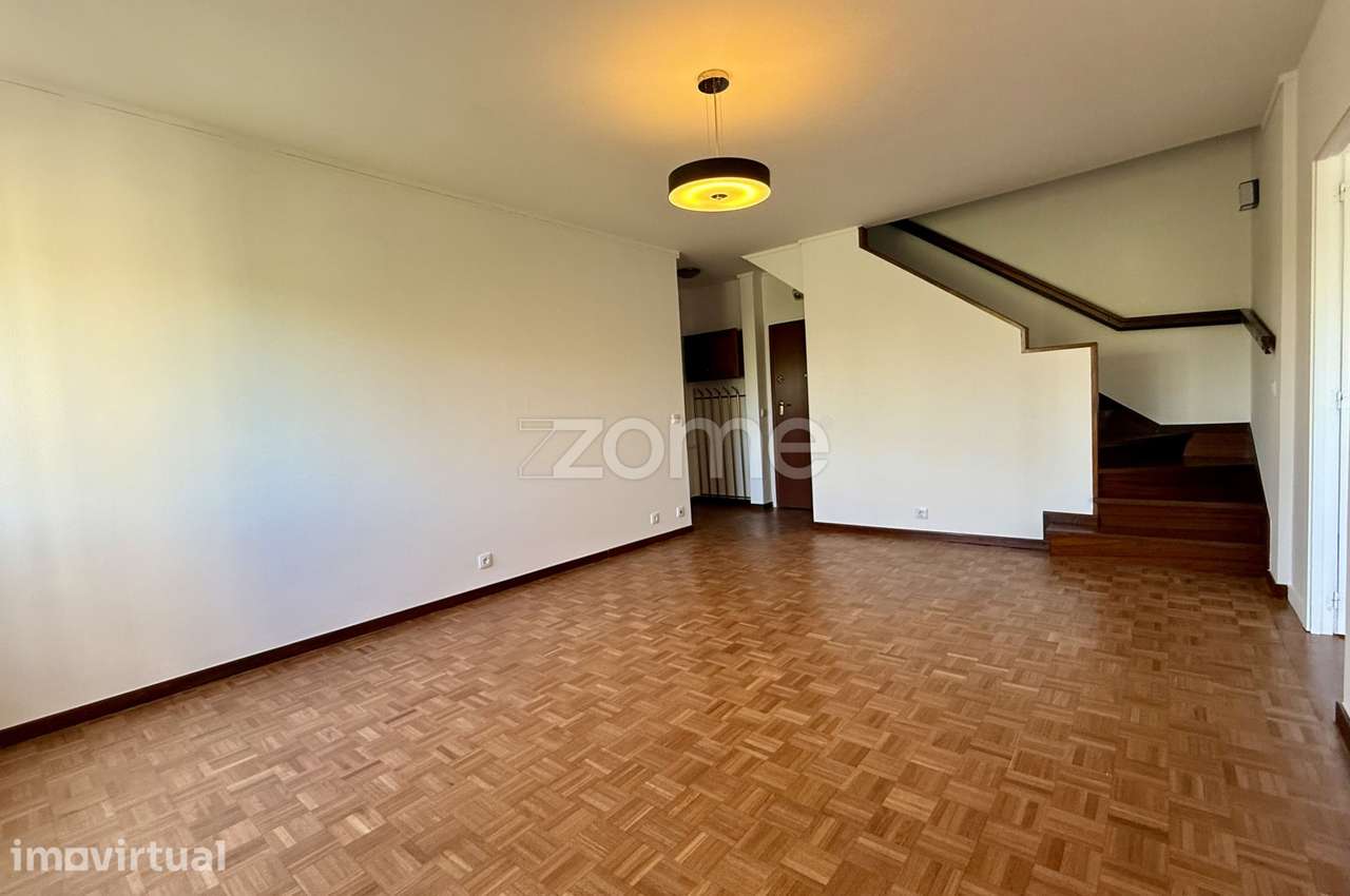 T4 Duplex para Arrendamento com 1 lugar garagem Avenidas Novas - Grande imagem: 2/29