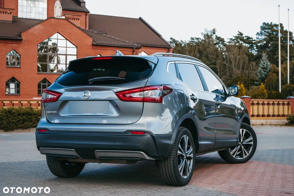 Nissan Qashqai 1.2 DIG-T Tekna EU6 - 14