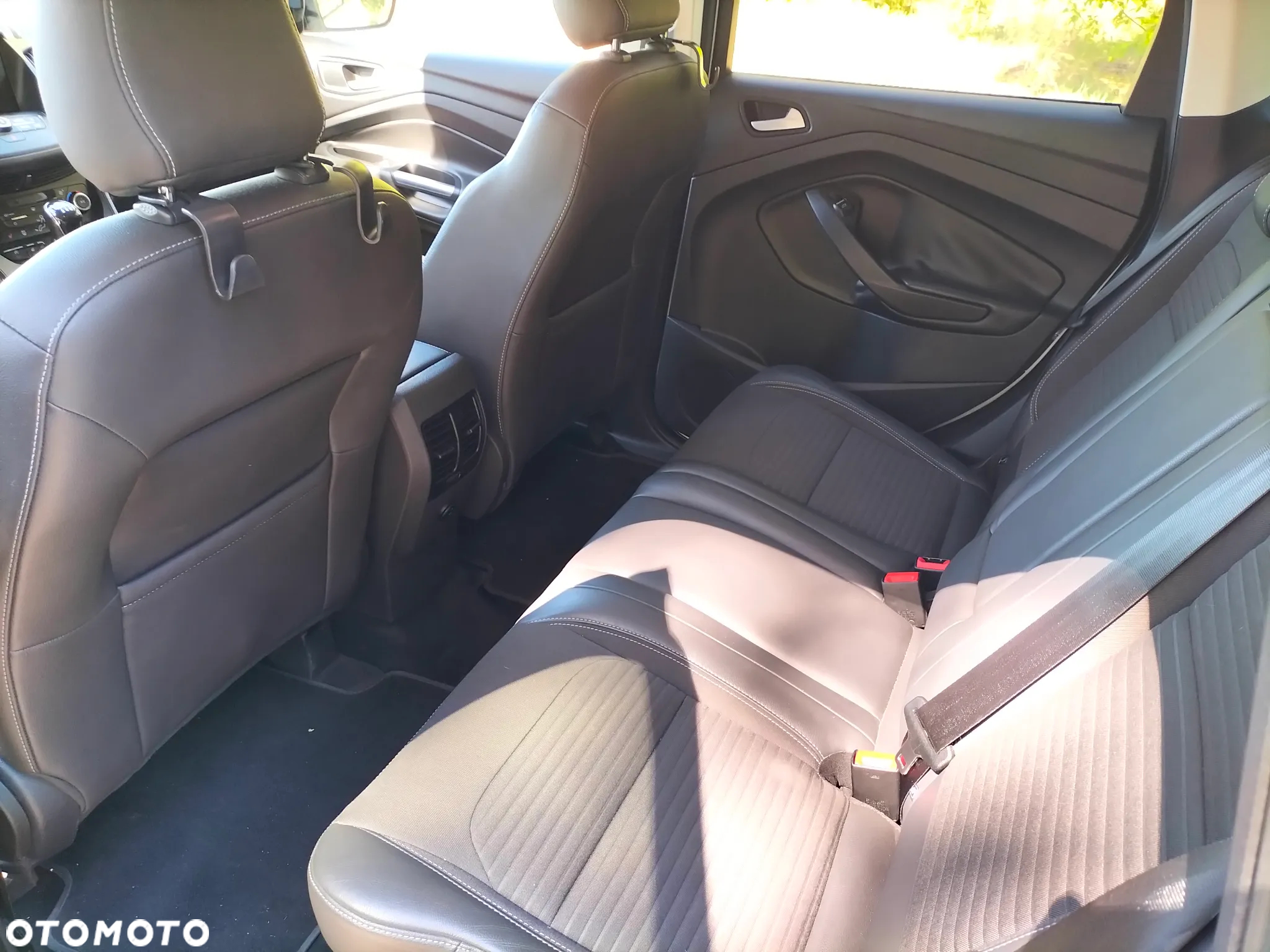 Ford Kuga 1.5 EcoBoost 2x4 Titanium - 7