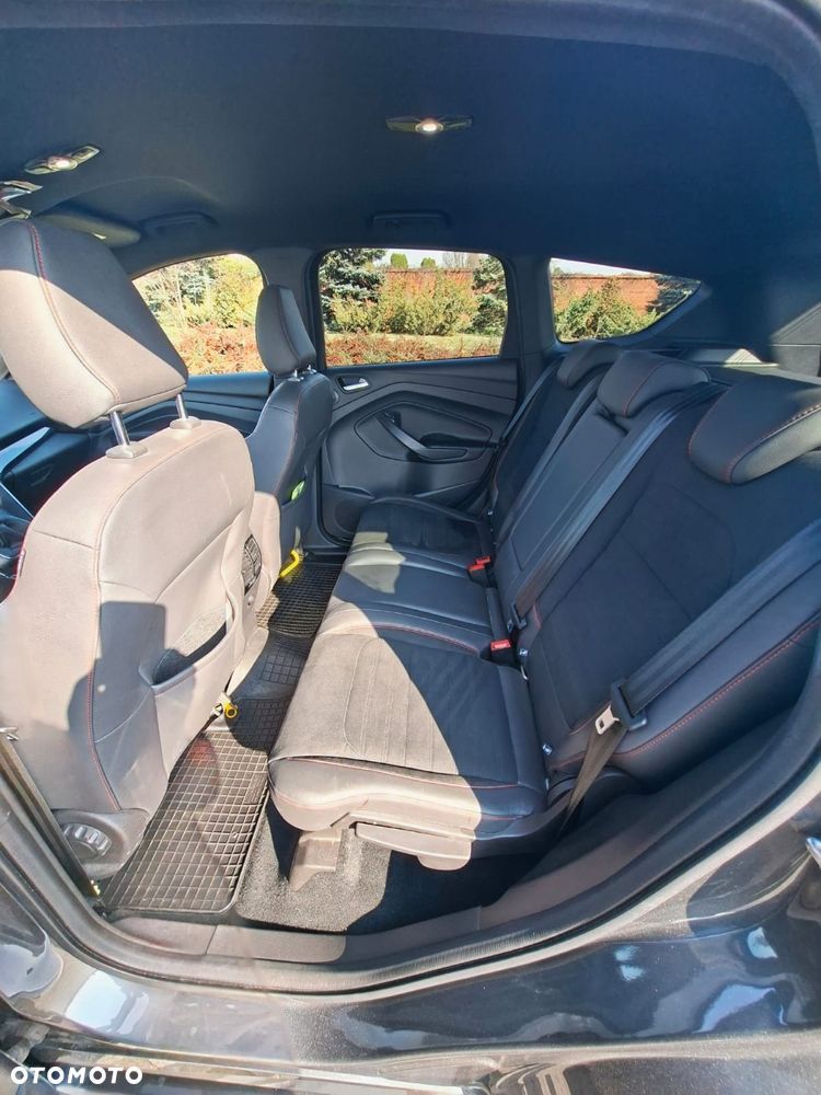 Ford Kuga 2.0 TDCi 4x2 ST-Line - 26