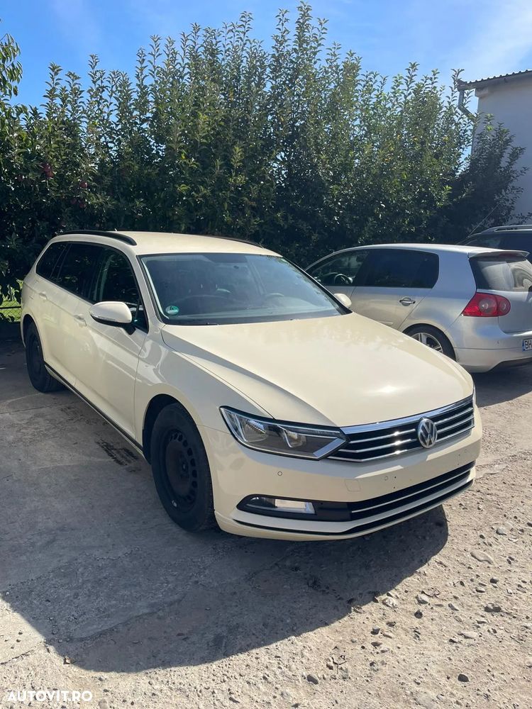 Volkswagen Passat Variant 2.0 TDI DSG Comfortline - 6
