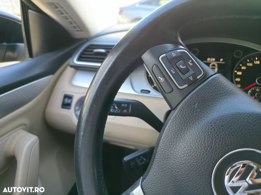 Volkswagen Passat CC 2.0 TSI DSG - 22