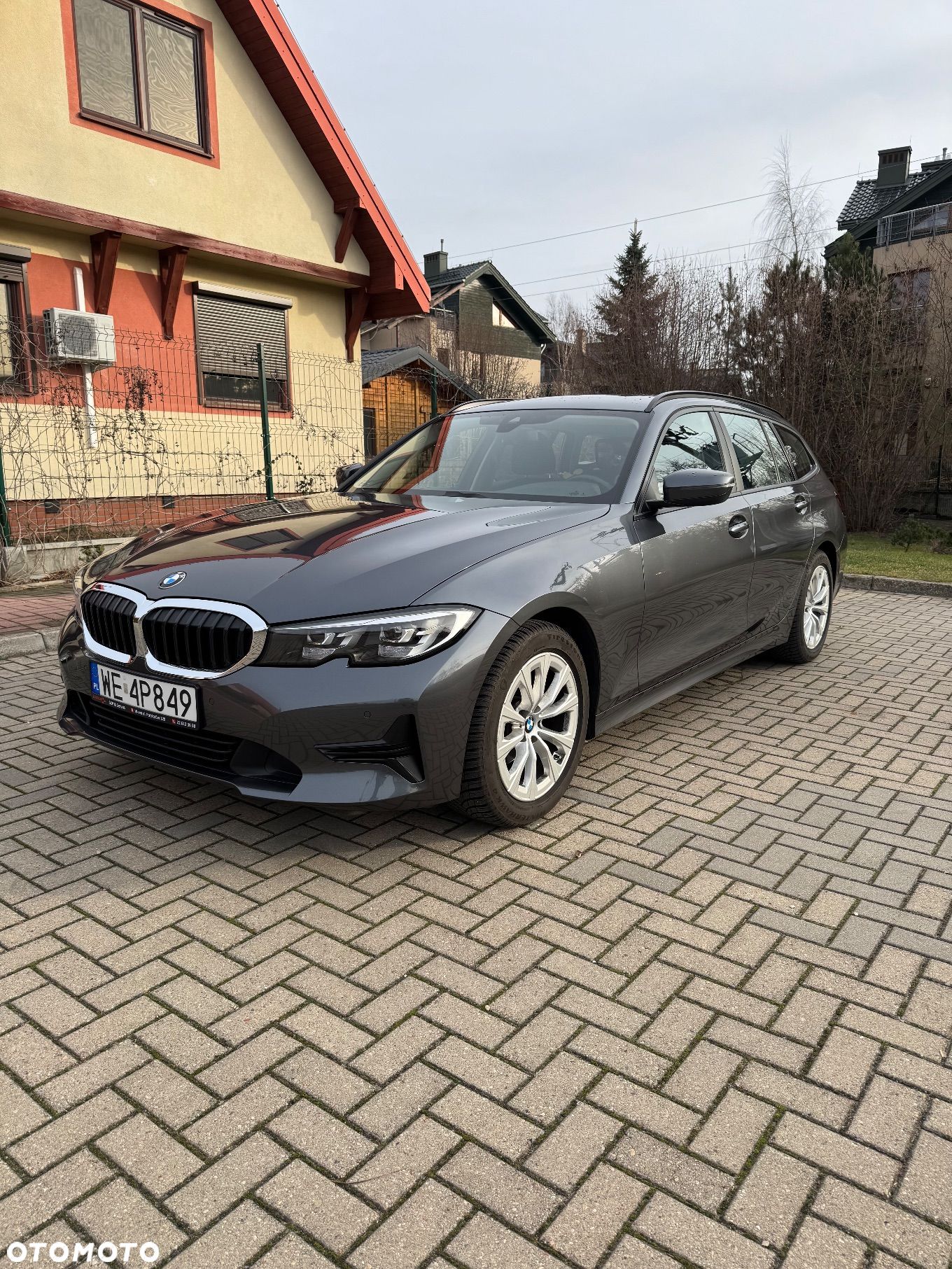 BMW Seria 3 318i - 1