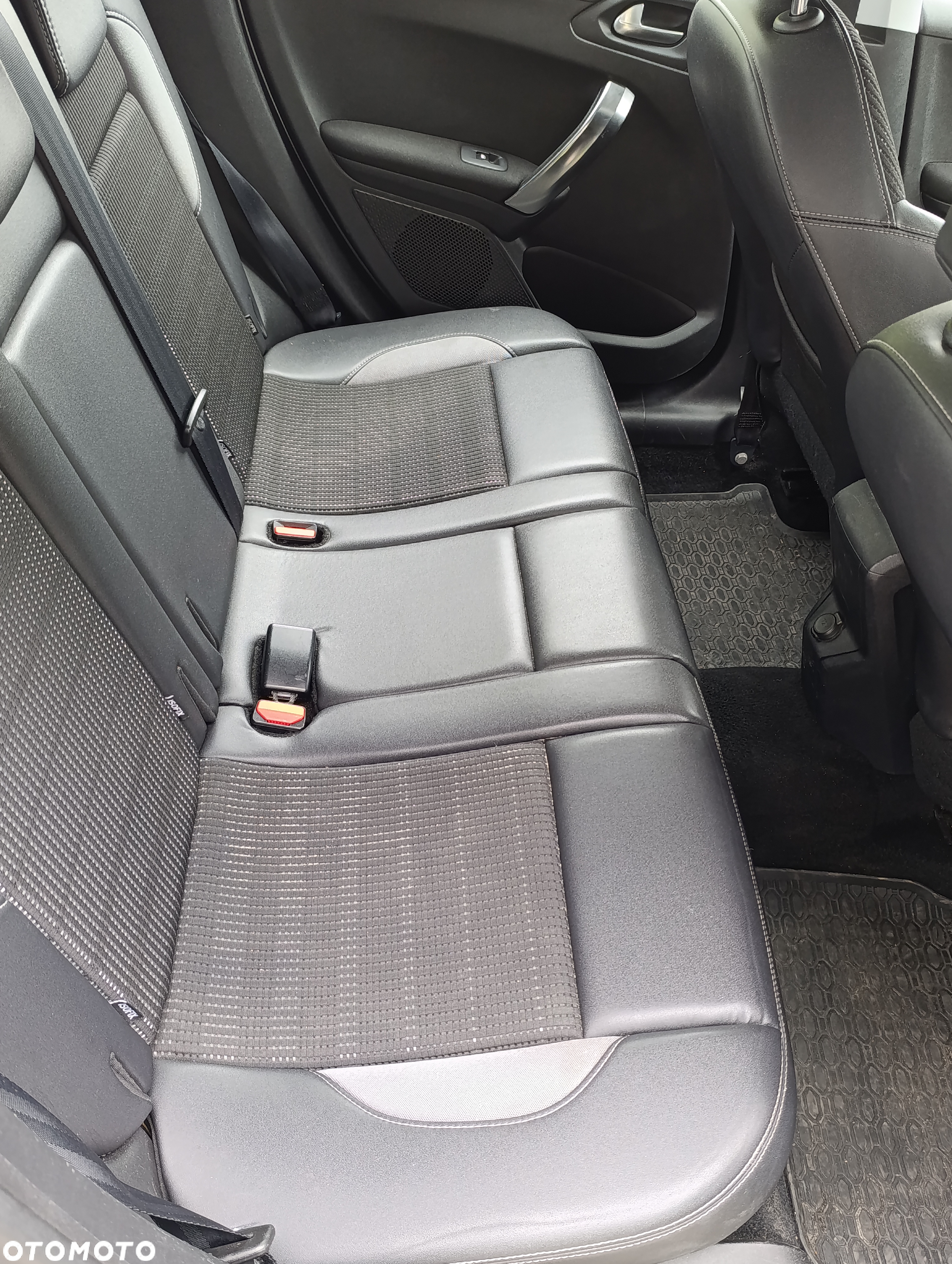 Peugeot 2008 1.2 VTi Allure - 20