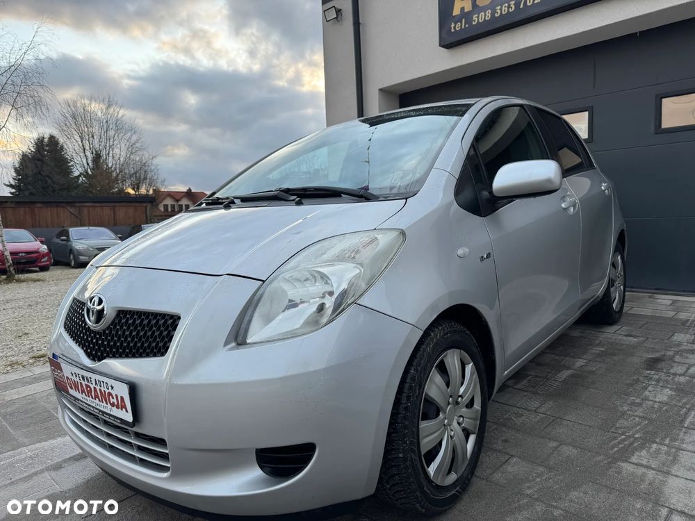 Toyota Yaris 1.4 D-4D Executive - 24