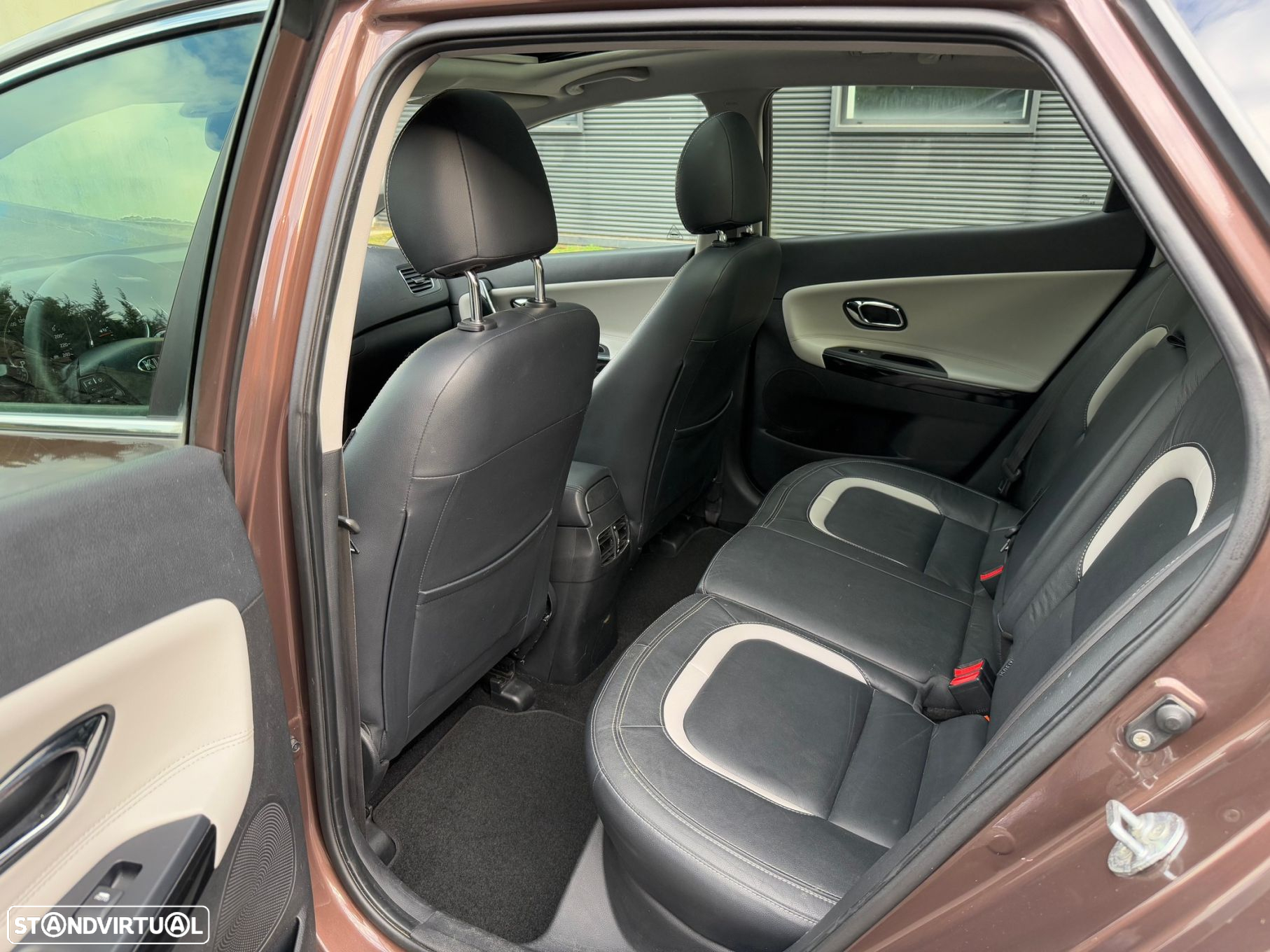 Kia Ceed 1.6 CRDi TX Sport Auto. - 24