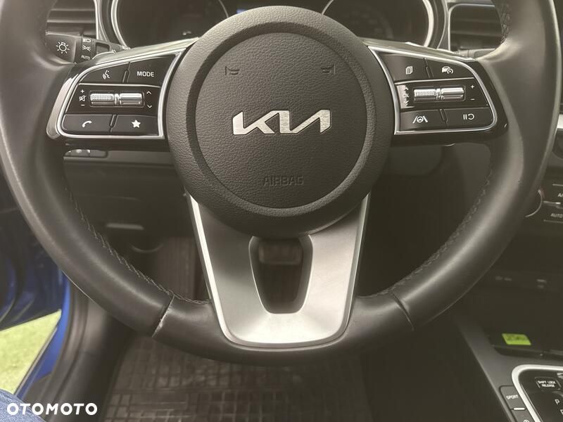 Kia Ceed 1.5 T-GDI M DCT - 14